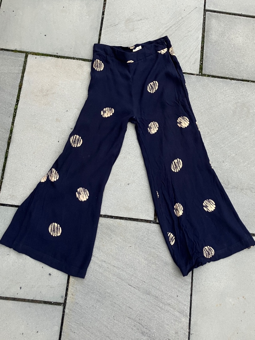Urban Outfitters Silence + Noise Dot Flare Crop Pant Navy Blue 4